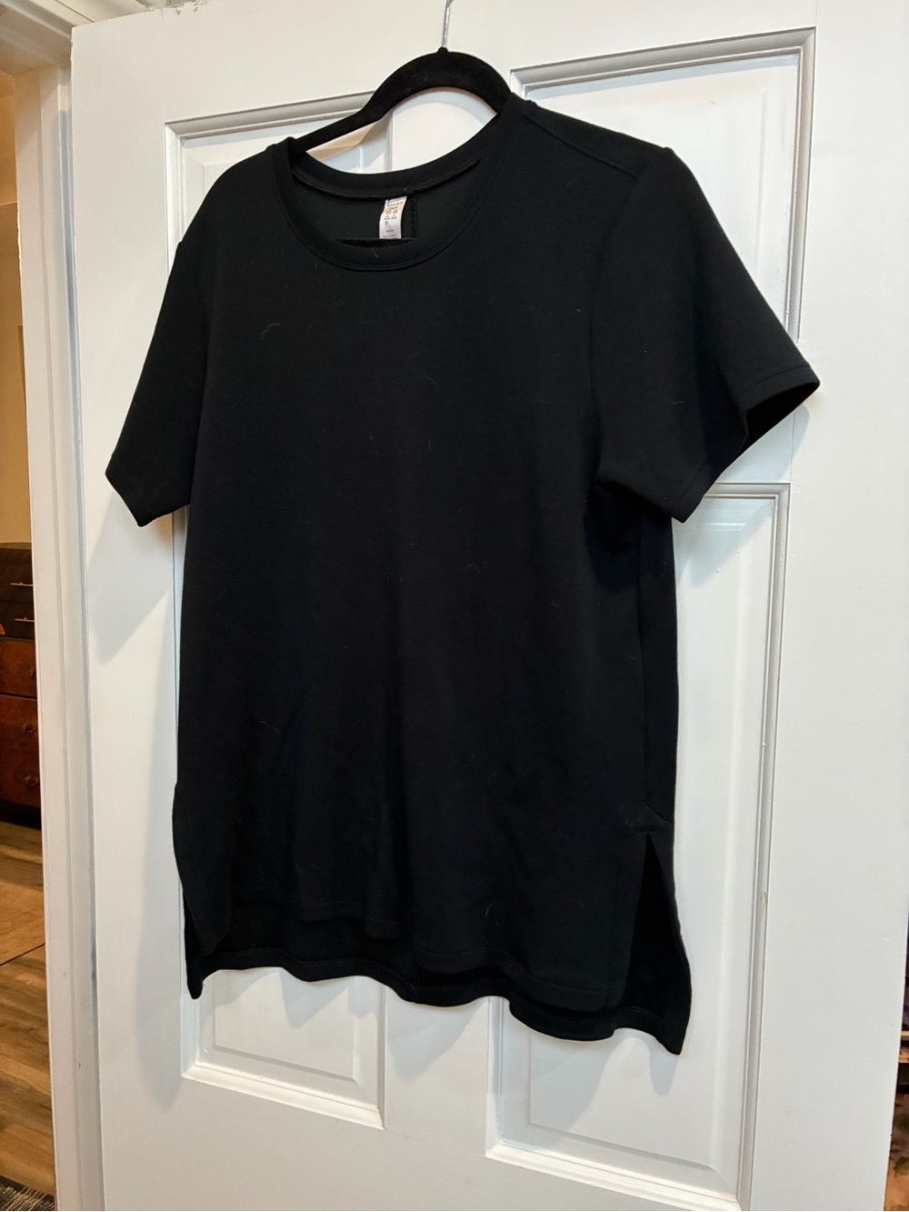 SPANX air essentials short sleeve longer tee size L
